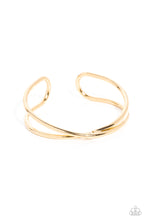 Load image into Gallery viewer, Teasing Twist - Gold

