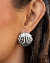 Load image into Gallery viewer, Seashell Surprise - Silver
