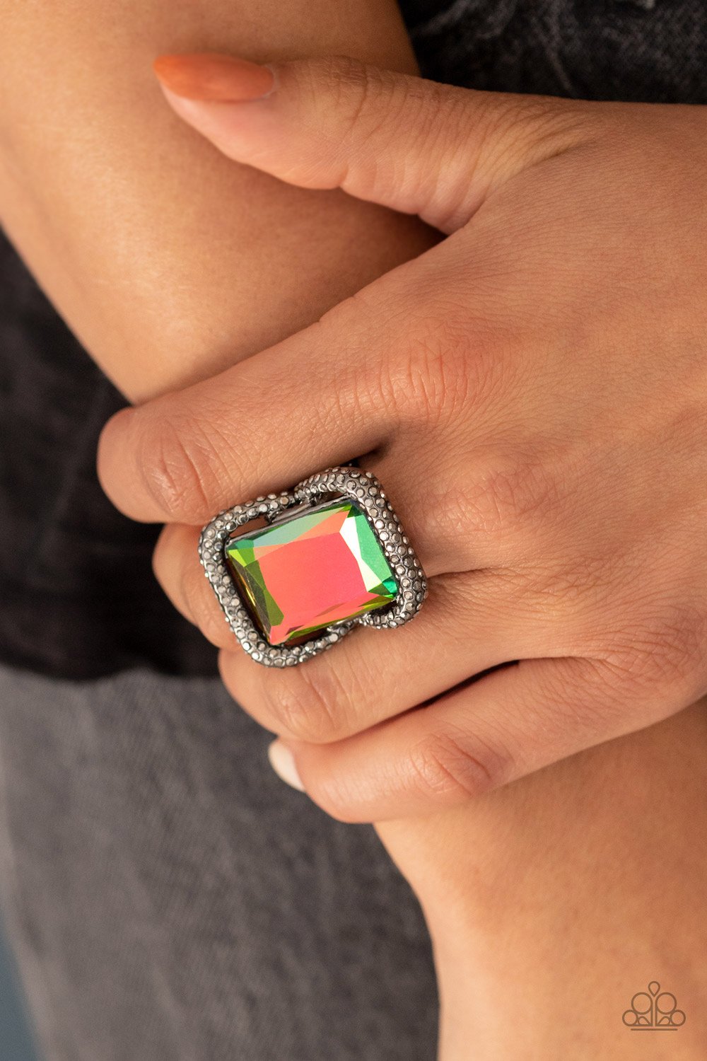 DELUXE DECADENCE • MULTICOLOR/GUNMETAL