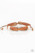 Load image into Gallery viewer, MOUNTAINEER Time Zone White and Brown
