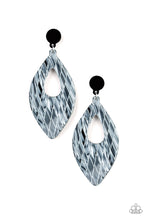 Load image into Gallery viewer, Metro Retrospect - Silver
