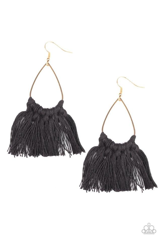 TASSEL TREAT • BLACK
