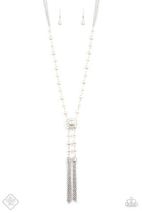 Vintage Diva- White
